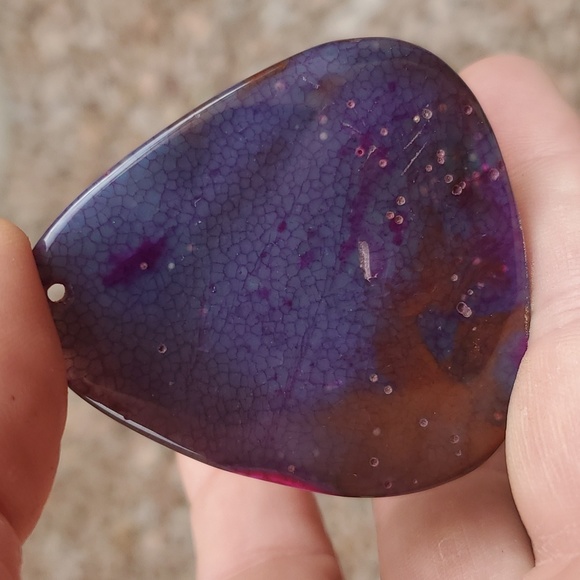 New Purple Fire Dragon Veins Agate Triangle Pendant. - Picture 8 of 15
